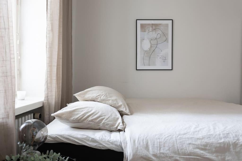 Kodikas Huoneisto Helsingin Keskustassa Appartamento Helsinki Esterno foto