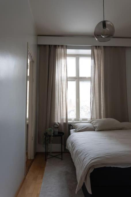 Kodikas Huoneisto Helsingin Keskustassa Appartamento Helsinki Esterno foto